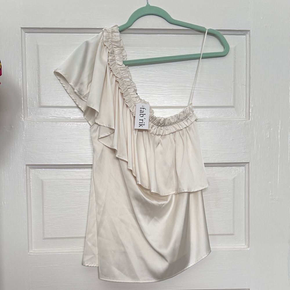 fab'rik Cream One-Shoulder Ruffle Blouse